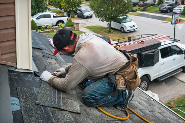 Professional Roofing technician working in Bethel, CT
